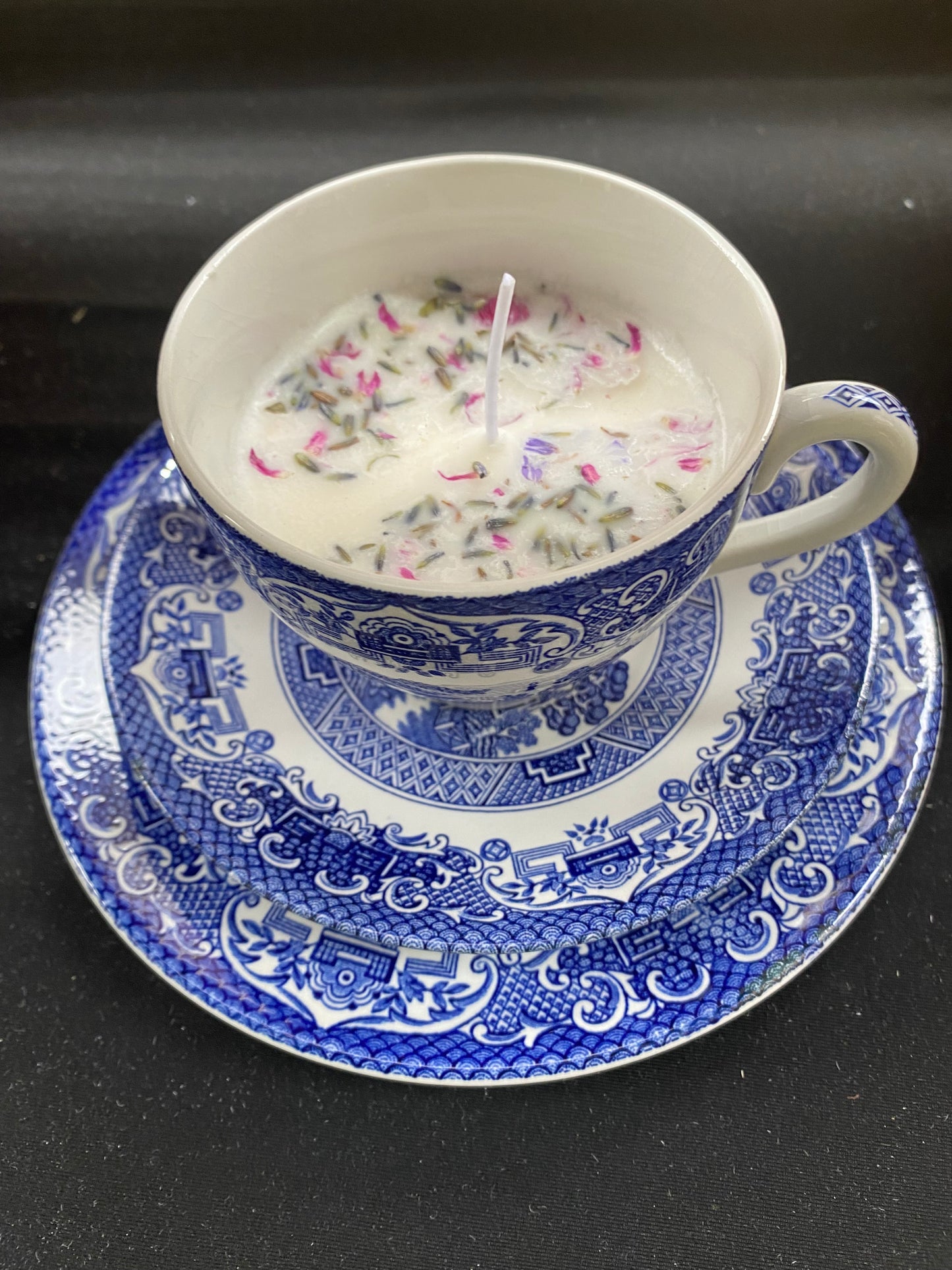 Vintage Trio Teacup Royal Oud Scented Candle