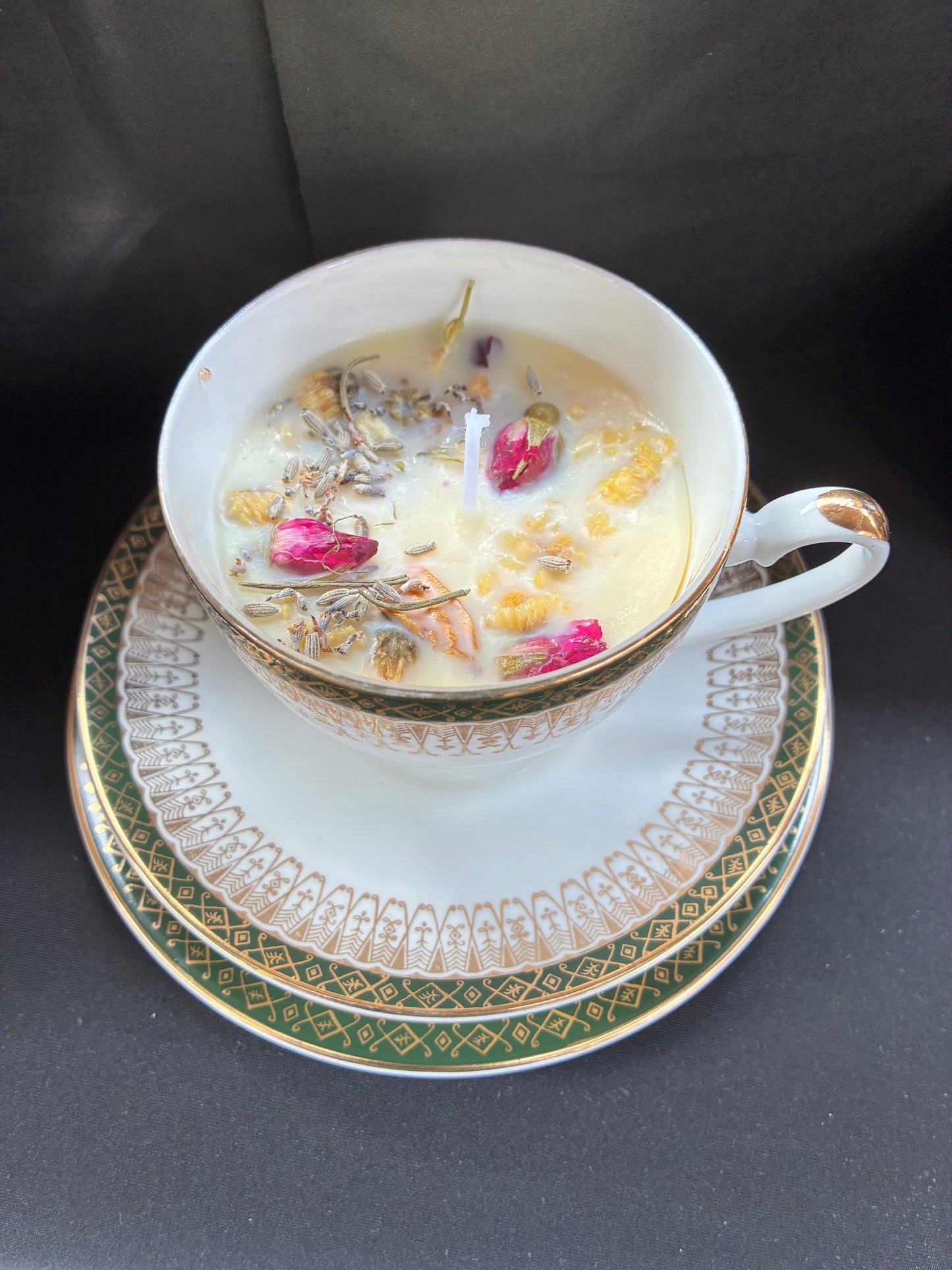 Handmade Vintage Teacup Candle infused with Jasmine oils and with dried botanicals.