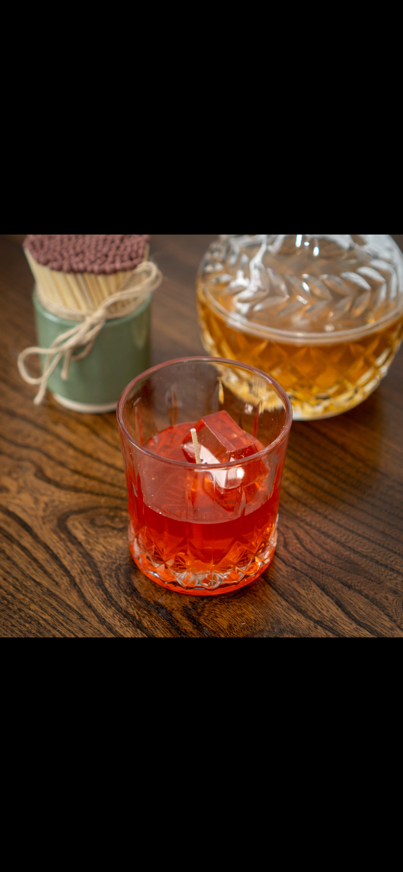 Whiskey Scented Glass candle, tailored to The Timeless Glow tone
