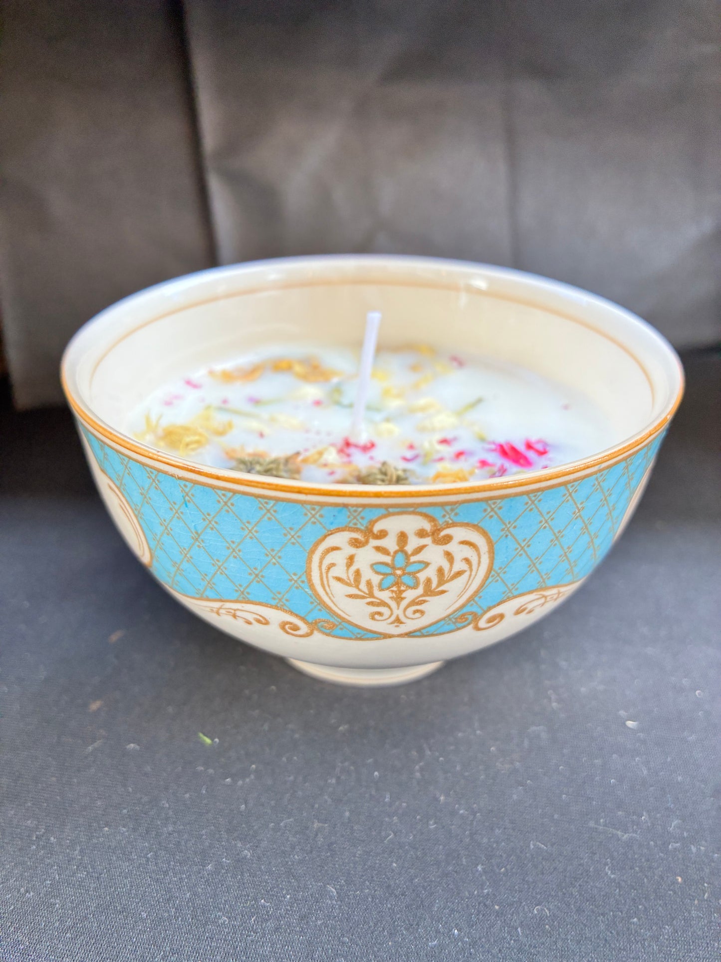 Vintage Lavender Scented Candle