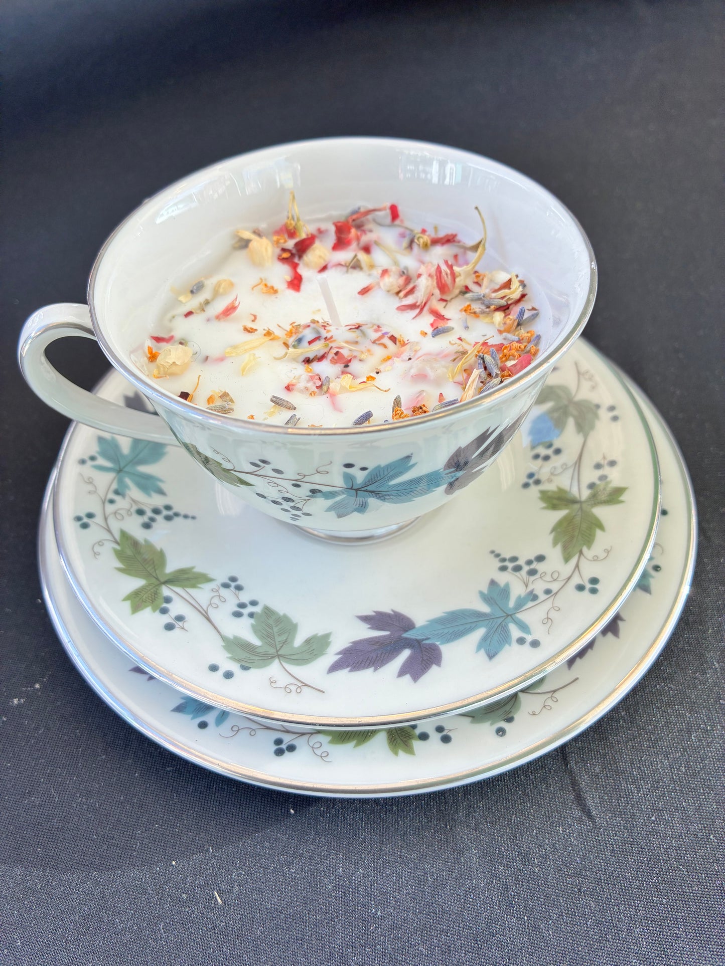 Vintage Teacup Candle – Lavender Scented