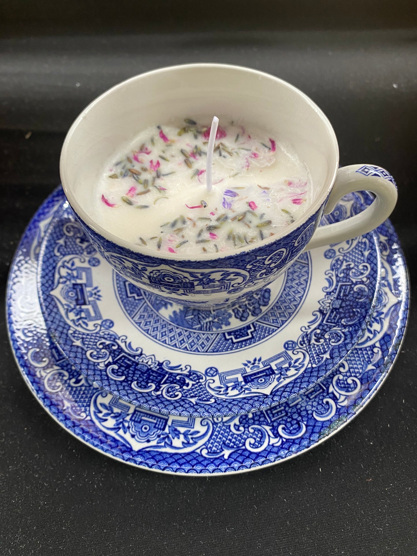 Vintage Trio Teacup Royal Oud Scented Candle