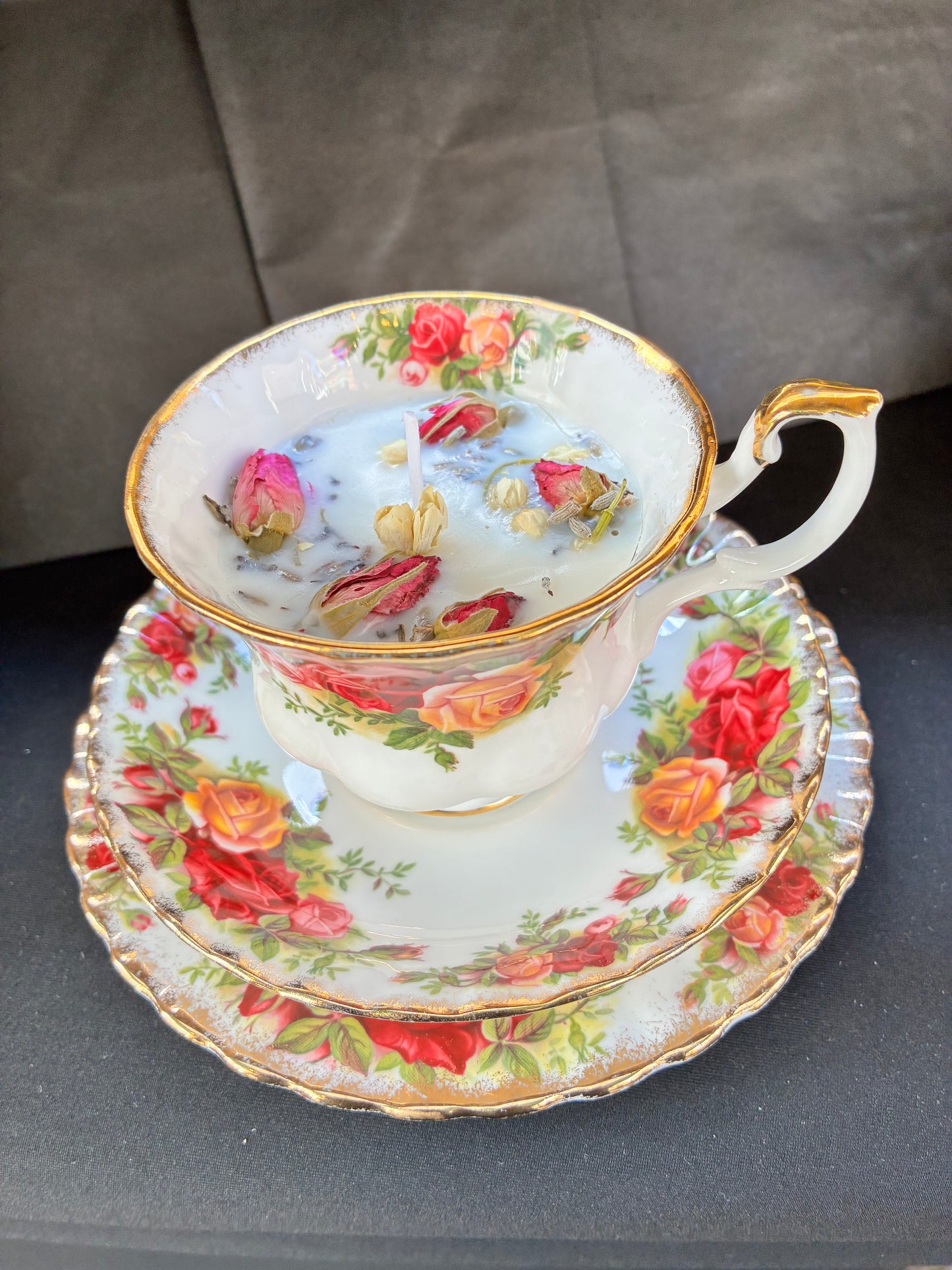 Vintage Teacup Velvet Rose Scented Candle