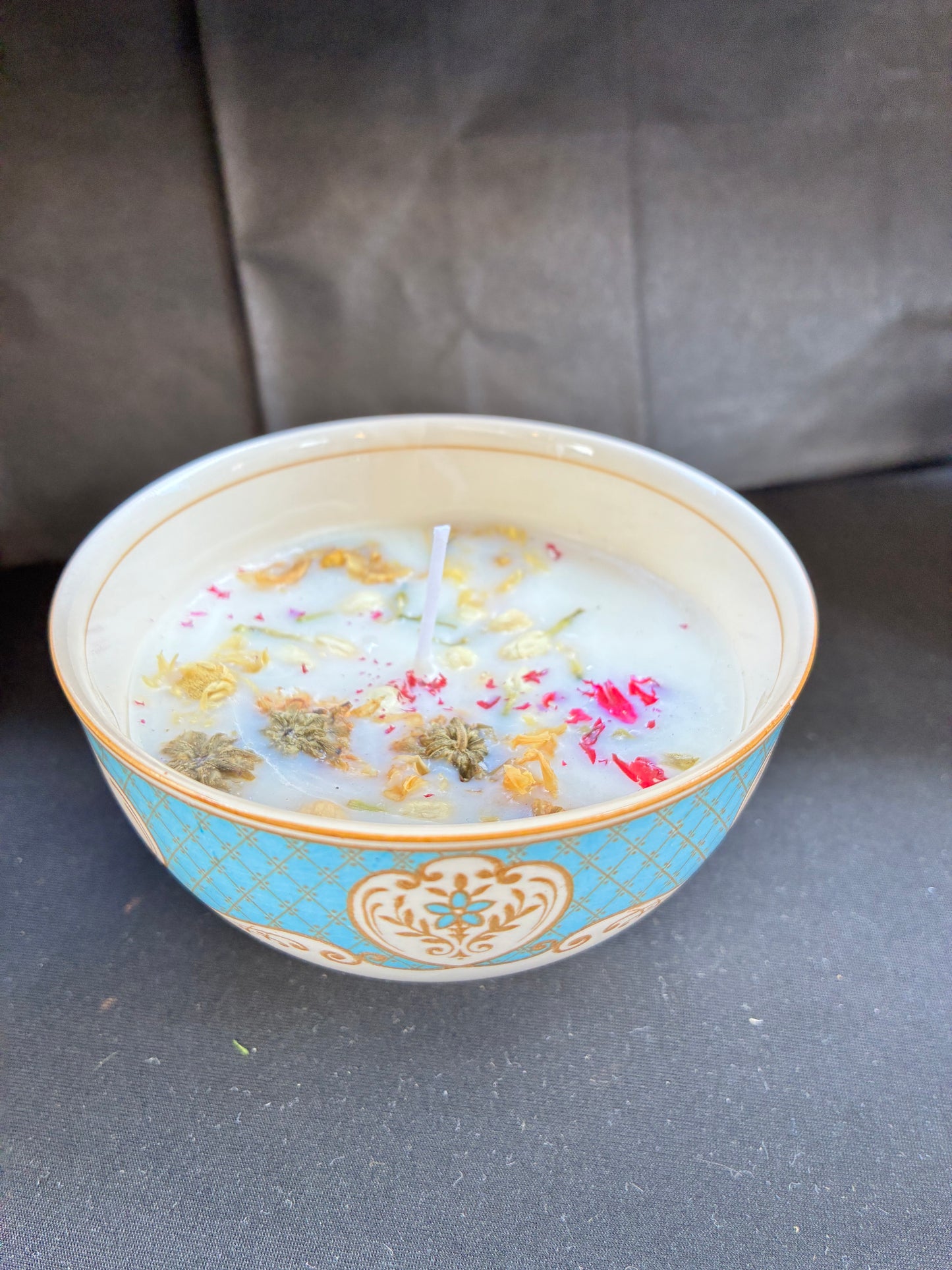 Vintage Lavender Scented Candle