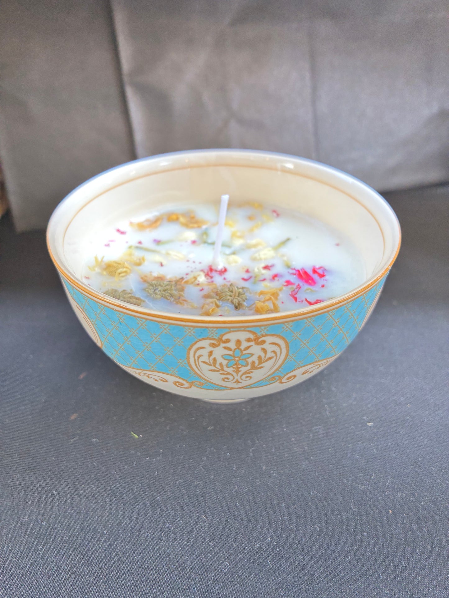 Vintage Lavender Scented Candle