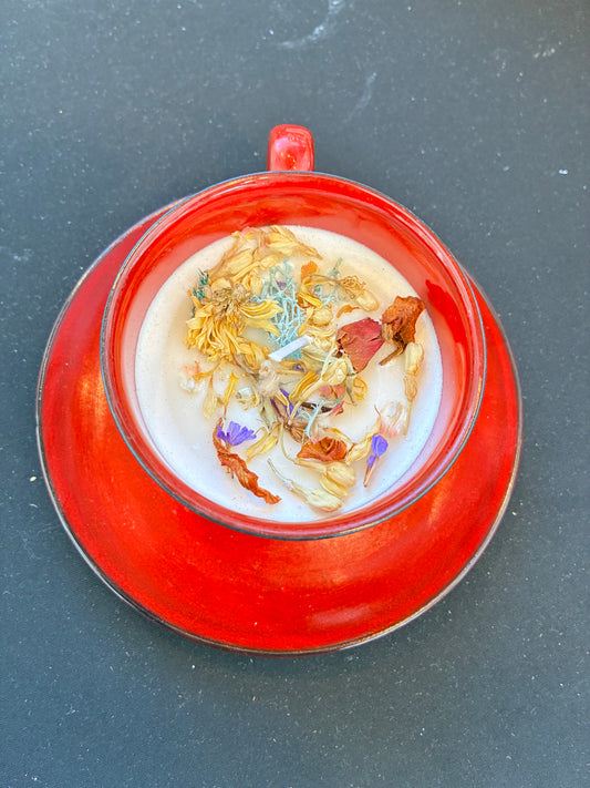 Rose Reverie – Velvet Rose Scented Vintage Teacup Candle